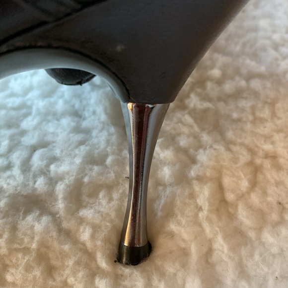 Black Leather Colin Stuart Studded Booties. - Picture 4 of 6